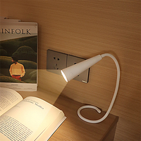 Style nordique LED Lampe De Table Chambre Salon Mini Taille Rechargeable Étude De Chevet Lecture Belle Lampe De Table Décorative