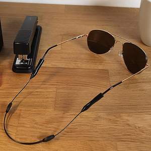 Support de sangle <span class=keywords><strong>pour</strong></span> <span class=keywords><strong>lunettes</strong></span> de vue-Sangle de <span class=keywords><strong>lunettes</strong></span> de soleil sans queue <span class=keywords><strong>pour</strong></span> hommes-Sangle de <span class=keywords><strong>lunettes</strong></span> réglable <span class=keywords><strong>pour</strong></span> femmes-Retenue de <span class=keywords><strong>lunettes</strong></span> filaire - Product Image 2