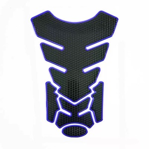 Pegatinas de fibra de carbono para motocicleta, pegatinas de espina de pescado, almohadilla para tapa de tanque de combustible de motocicleta - Product Image 5