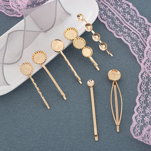 Pince à cheveux ondulée dorée 12 cm – Accessoire capillaire de haute qualité pour usage quotidien, style floral, pince courbée, pince tressée - Product Image 1