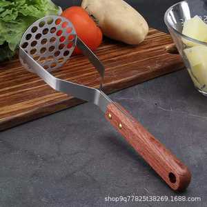 Écrase-pommes en acier inoxydable 304 avec manche en bois pour aliments pour bébés et légumes, outil de cuisine domestique - Product Image 3