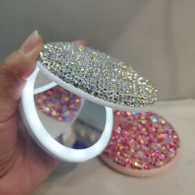 Specchio da principessa portatile con specchio per il trucco lucido in cristallo di lusso a Led con luce a Led