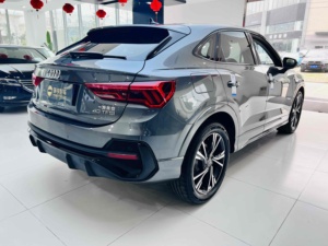 Acceptation des commandes personnalisées – <span class=keywords><strong>Audi</strong></span> <span class=keywords><strong>Q3</strong></span> <span class=keywords><strong>35</strong></span> <span class=keywords><strong>TFSI</strong></span> 7 vitesses, double embrayage, essence, automatique, Performance Premio, véhicule d'occasion à prix équitable - Product Image 5