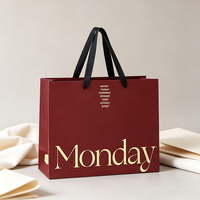 Bolsa de Regalo de Papel Rojo Reciclable de Lujo Personalizable con Logotipo, Bolsas Impresas Resistentes para Compras en Tiendas y para Clientes con Asas