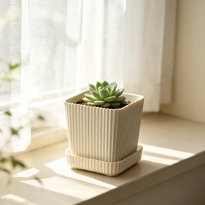 <span class=keywords><strong>Jardinière</strong></span> légère à rayures verticales carrées avec soucoupe assortie, pour intérieur, <span class=keywords><strong>rebord</strong></span> <span class=keywords><strong>de</strong></span> <span class=keywords><strong>fenêtre</strong></span> ou table - Product Image 3