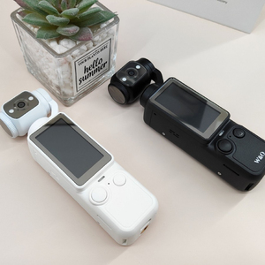 Newest 4K Handheld Gimbal <b>Camera</b> Screen Vlog <b>Camera</b> Travel Outdoor Anti Shake ABS Plastic All-round anti-shake function - Product Image 4