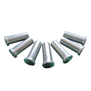 <span class=keywords><strong>Remache</strong></span> Sólido de Acero con Cabeza Redonda Estándar DIN Clase 10.9 y 12.9 - Product Image 1
