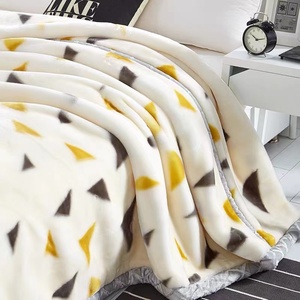 Bán Buôn Tùy Chỉnh Sang Trọng 100% Polyester Flannel Raschel Ném Chăn Siêu Mềm Giường Đôi Ném Cho Người Lớn Cho Mùa Đông - Product Image 4