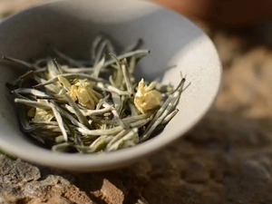 Jasmine Gold Needle King Fujian White Hair Silver Needle Tea Guangxi Jasmine Tea - Product Image 4