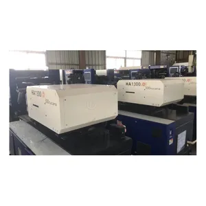 Macchina per lo stampaggio ad iniezione di haitiano usata macchina per lo stampaggio a iniezione di materie plastiche da 130 tonnellate