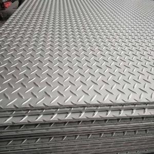 Plaque d'acier à carreaux A36 à faible teneur en carbone, fournie directement par l'usine, conforme aux normes JIS et ASTM A36, pour le pliage, le soudage et la découpe. - Product Image 3