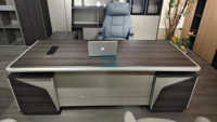 Nouveau bureau de direction contemporain en bois MFC pour 2, 4, 6 ou 8 personnes, idéal pour le travail informatique, le directeur, le responsable, le personnel, poste de travail