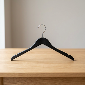 Nouveau Cintre en Bois Écologique Personnalisé à un Niveau, Haute Qualité, Style Vintage B.S. Sac de toilette international pour armoire de salle de bain - Product Image 1