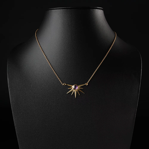 Collier pendentif soleil en améthyste, cabochon violet, chaîne dorée, bijoux modernes, minimalistes et élégants pour femmes - Product Image 6