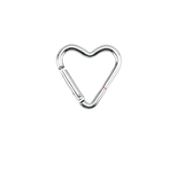 Porte-clés miniature en forme de cœur romantique, léger, en métal, pour un artisanat adorable et une application pratique