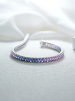 Cadeau bijoux recommandé! Bracelet de tennis tendance de couleur arc-en-ciel avec diamant incrusté d'or 18 carats Bracelet de saphir naturel pour femme