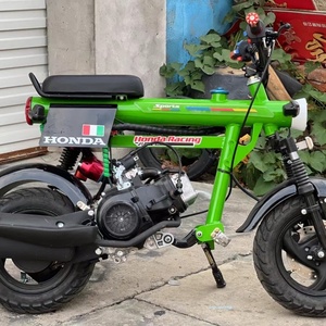 Nuovissimo scooter mini tank da 125cc, veicolo a due ruote per pendolari, CVT, motore a benzina a quattro tempi - Product Image 4