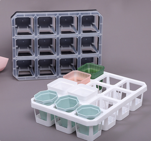 Offerta Speciale: Vasi Quadrati Trasparenti da 7cm (2,75 pollici) per Piante Grasse, <span class=keywords><strong>Cactus</strong></span> e Fiori - Contenitori Resistenti per Vivaio e Giardino - Product Image 6