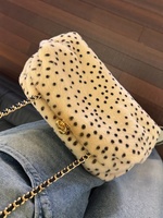 Tas Selempang Wanita Zeyu Motif Polkadot Bulu Imitasi, Tas Tangan Rantai Kunci Emas, Tas Selempang Bulu Imitasi Ramah Lingkungan, ODM / OEM