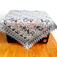 Chemins de table brodés de fil d'or avec des motifs jacquard de banquet, dentelle en organza tissée, nappe de table