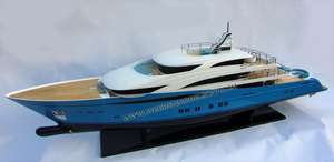 Modèle de bateau en bois de haute qualité TC 65, yacht à moteur, artisanat, cadeau original en provenance du Vietnam avec livraison rapide - Product Image 4