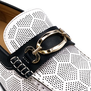 Nuevos Zapatos Oxford de Lujo para Hombre, Personalizables con Logotipo, Cómodos, Duraderos, Hechos a Mano con Cuero Genuino, Diseño Ligero Otoñal con Patrón Especial - Product Image 5