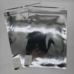 Sac d'expédition en argent avec logo personnalisé pour vêtements, sac d'expédition métallique brillant pour sweats à capuche, polymailer - Product Image 6