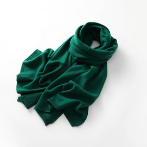 Écharpe en laine de cachemire mélangée tricotée pour femmes, écharpe longue et chaude pour l'hiver, écharpe unie, fabrication OEM personnalisée, usine de cachemire de <span class=keywords><strong>Mongolie</strong></span> intérieure - Product Image 2