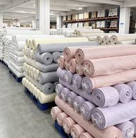 Vente directe usine Tissu microfibre tissé de poids moyen, teinture jacquard, motif pois dobby, anti-boulochage, résistant à l'abrasion, 100% polyester