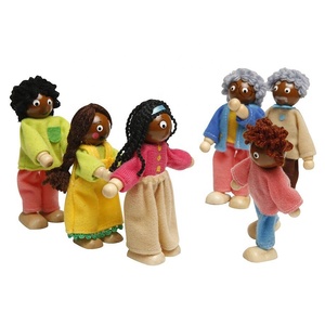 Familia de Muñecas Felices de Madera, 6 Personas, Figuras Flexibles de Madera - Product Image 3