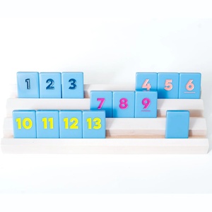 Bleu Acrylique Rumikub Premium Set Portable Lucite Rummy Tiles Holder Emballage de voyage - Product Image 5