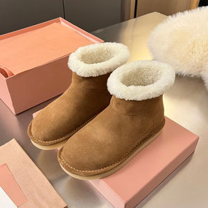 Bottes d'hiver en cuir véritable pour femmes de haute qualité, série MIUS, avec doublure en laine surélevée et semelle antidérapante en coton. - Product Image 1