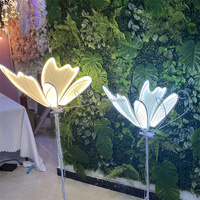 Lampe de sol papillon luminescent géant à LED, éclairage de chemin pour mariage, décoration d'événements
