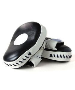 High Quality Wholesale Leather Punching Target Focus Mitts Durable Leather <b>Boxing</b> Focus Pad Hand Target - Product Image 1