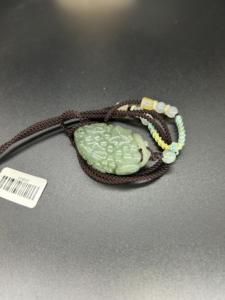 Piedra preciosa Forma de uvas Piedras preciosas y colgantes de jadeíta Colgantes de jade de Myanmar Joyería al por mayor Colgantes de jade verde de piedra - Product Image 6