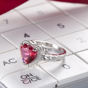 Anello in Rame con Zircone <span class=keywords><strong>Rosso</strong></span> <span class=keywords><strong>Vino</strong></span> a Forma di Cuore, Regalo di Alta Qualità per San Valentino - Product Image 5
