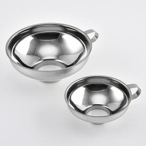 <span class=keywords><strong>Entonnoir</strong></span> extra-large de <span class=keywords><strong>grand</strong></span> <span class=keywords><strong>diamètre</strong></span> pour vinaigrette, confiture, huile, vin, usage domestique et cuisine - Product Image 1