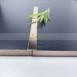 Perfil Decorativo en T de Acero Inoxidable EX1010 para Protección de Bordes de Baldosas, Proyectos Arquitectónicos de Interiores - Product Image 1