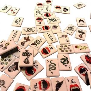 Juego de Mahjong Americano de Acrílico Estilo Oscuro de Halloween con Patrones de Boca de Demonio Serpiente, Origen Taixing, para Entretenimiento de <span class=keywords><strong>Ajedrez</strong></span> y Cartas - Product Image 1