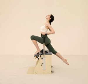 Offre Spéciale Portable Durables Wunda <span class=keywords><strong>Chaise</strong></span> Réglable En Bois Pilates Machine pour Corps pour Pilates Studios et Usage Domestique - Product Image 1