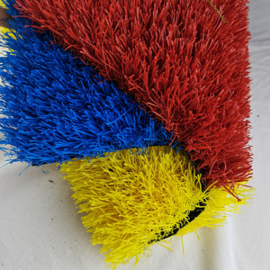 Alfombra de césped artificial personalizada de colores blanco y verde para gimnasio, pista de correr de trineo interior - Product Image 3
