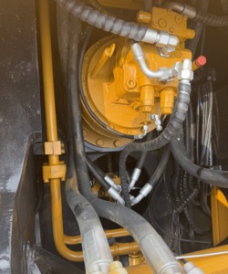 Excavadora SANY SY365H con Cucharón de Excavación, Componente Central del Motor, Maquinaria Pesada Usada - Product Image 6