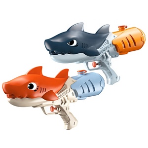 Pistolet à eau manuel en forme de requin pour enfants, jouet d'été en plastique de la marque Jacko Toys - Product Image 1
