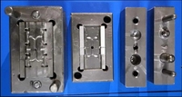 Mini machine de moulage par injection de plastique horizontale hybride manuelle avec noyau d'engrenage pour la fabrication de thermoplastiques PP/HDPE
