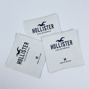 Fabrik preis Custom Woven Label Bekleidungs etiketten Markenname Woven Garment Labels Tags für Kleidung - Product Image 1