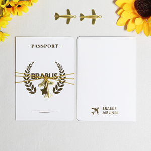Passeport en feuille <span class=keywords><strong>d</strong></span>'or personnalisé et <span class=keywords><strong>carte</strong></span> <span class=keywords><strong>d</strong></span>'<span class=keywords><strong>embarquement</strong></span> pour <span class=keywords><strong>faire</strong></span>-<span class=keywords><strong>part</strong></span> de <span class=keywords><strong>mariage</strong></span> avec enveloppe en velours assortie et avion en métal pour <span class=keywords><strong>faire</strong></span>-<span class=keywords><strong>part</strong></span> de <span class=keywords><strong>mariage</strong></span> - Product Image 5