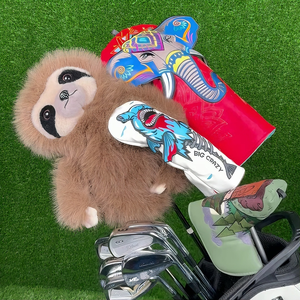 Accessoires de golf de luxe personnalisés en forme de paresseux, housse de tête de club de golf en cuir PU avec broderie en peluche - Product Image 1