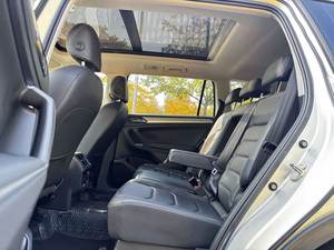 Volkswagen Tiguan L d'occasion 2019 2020, 1.8L Turbo Auto LHD Euro <span class=keywords><strong>6</strong></span> pour l'exportation |   Approvisionnement en gros de grande quantité - Product Image 5