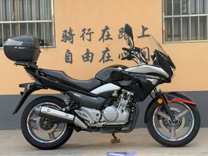 Motocicleta Deportiva de Segunda Mano para Aventuras y Viajes por Carretera - Product Image 3
