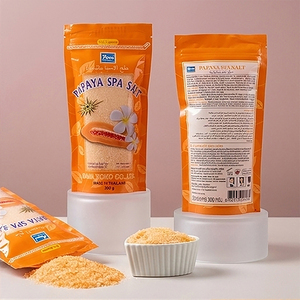 Y418 Yoko Papaya Spa Salt 300g. <b>Body</b> <b>Scrub</b> Contains Papaya Extract, Vitamin E & Olive Oil Maintain Skin Natural Moisture Balance - Product Image 3